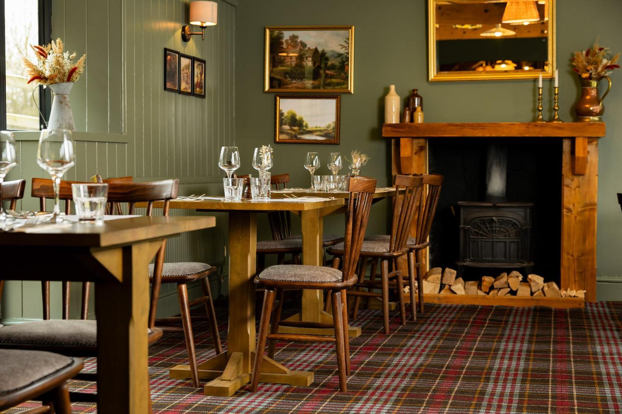 The Olde Coach House Inn Ashby Saint Ledgers Esterno foto