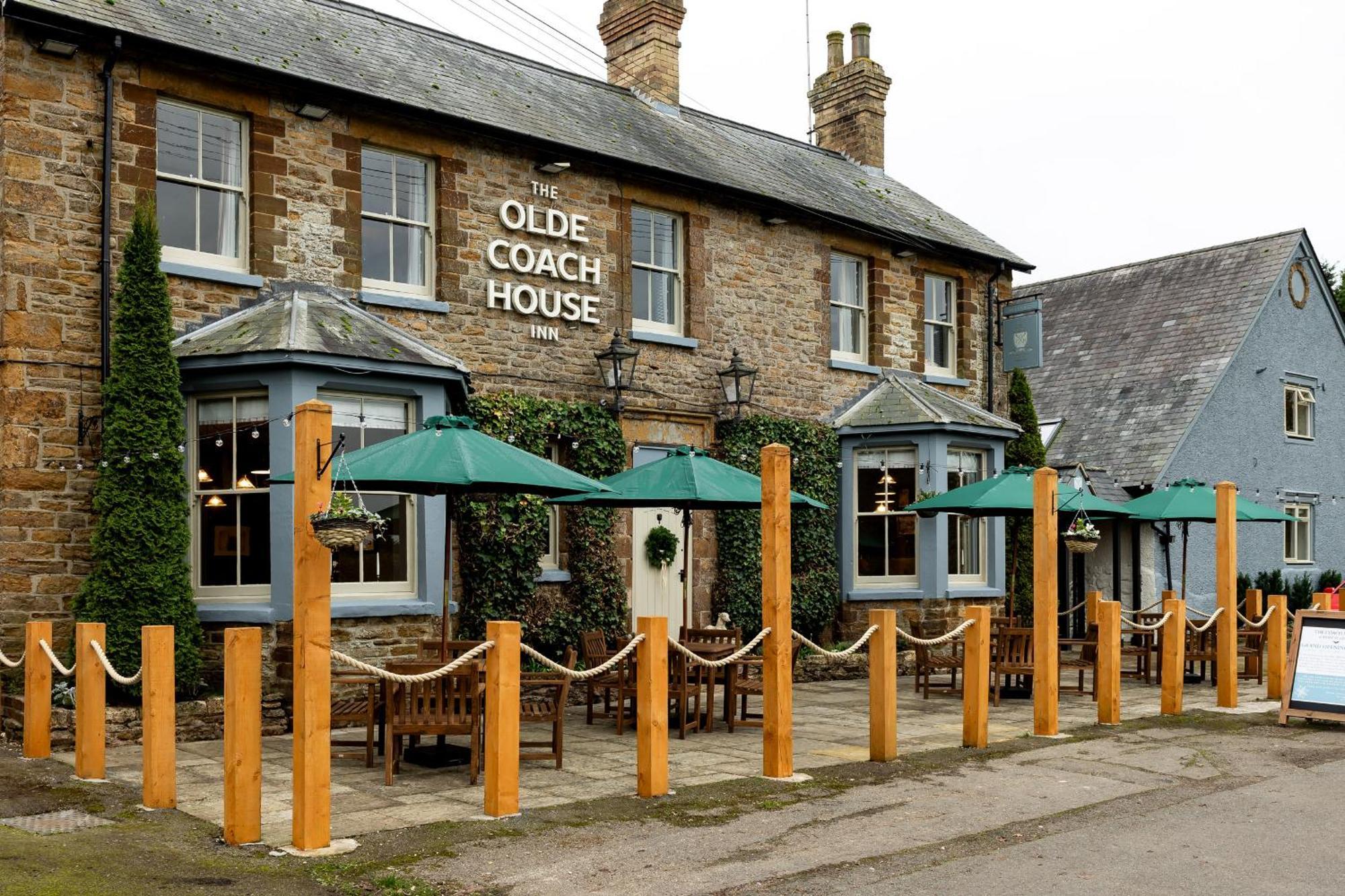 The Olde Coach House Inn Ashby Saint Ledgers Esterno foto