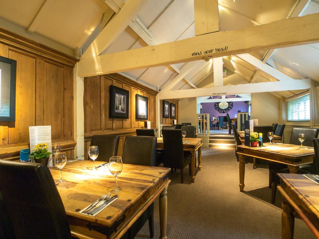The Olde Coach House Inn Ashby Saint Ledgers Esterno foto